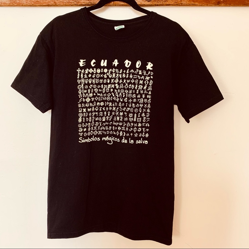 Ecuador Graphic Tee-Shirt, Black/Cream (100% Cotton, XL)